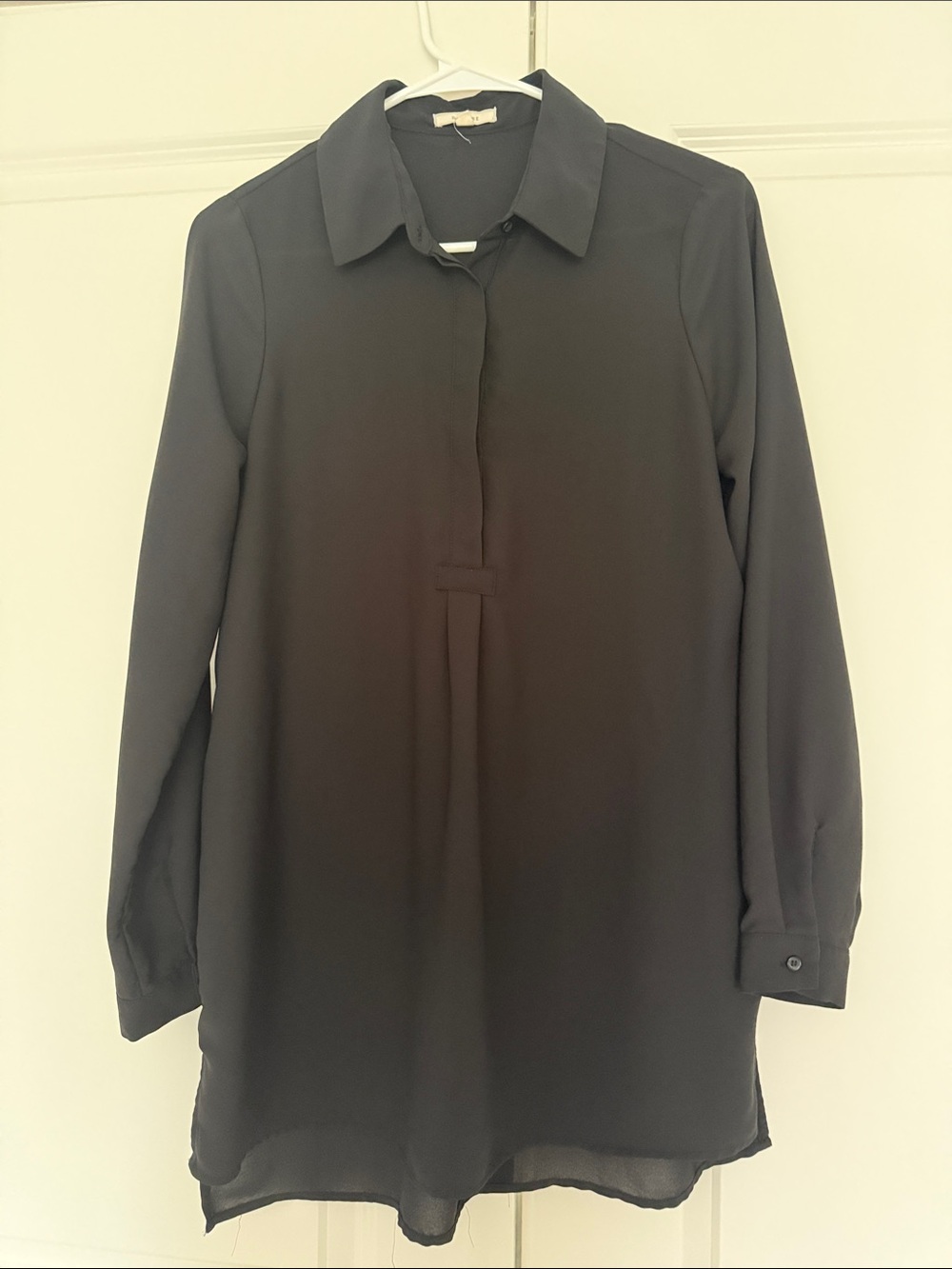 Pleione Black Long-Sleeve Collared Tunic